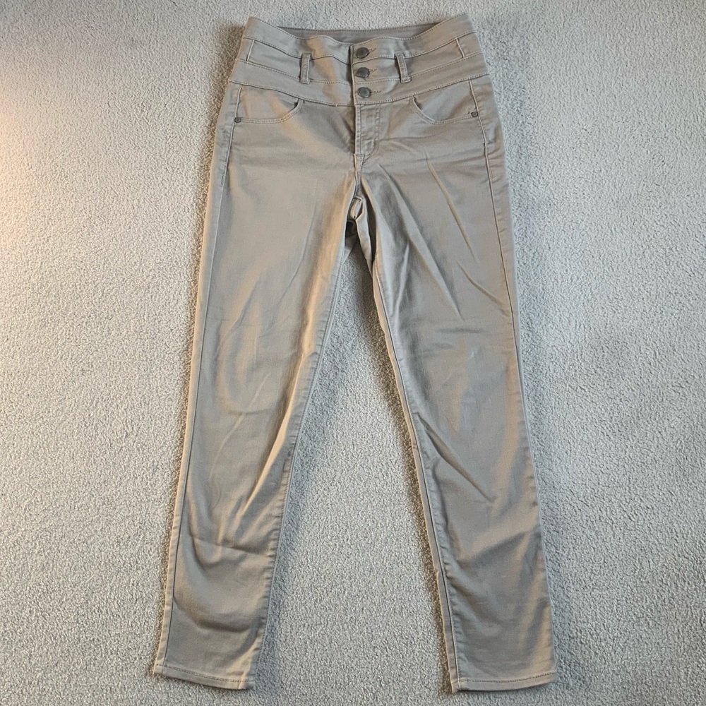Women’s Khaki Jeans